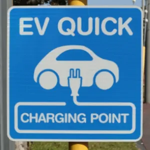 EV急速充電ポイント 電気自動車用充電コネクタ（精密プレス加工）